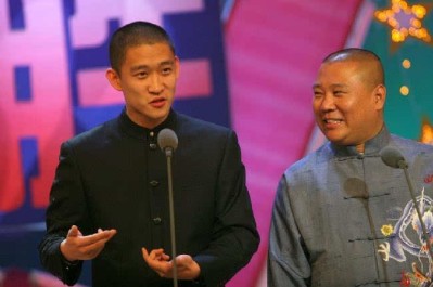 郭德纲VS曹云金:相声大师会输给互联网吗?